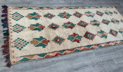 Vintage Rug 136 x 316 cm = 4.5 x 10.3 FT