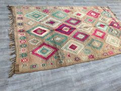 Vintage Rug 181 x 316 cm = 5.9 x 10.3 FT