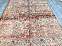 Vintage Rug 167 x 275 cm = 5.5 x 9.0 FT