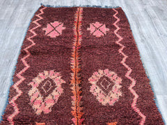 127x230 cm = 4.2 x 7.5 Vintage Moroccan Boujaad Rug – Handmade Tribal Boho Carpet
