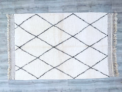 Beni Ourain Rug 159 x 246 cm = 5.2 x 8.1 FT