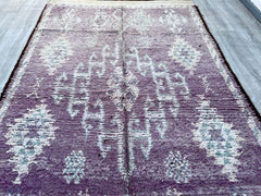 173x310 cm = 5.7 x 10.2 Vintage Moroccan Boujad Rug – Handwoven Berber Wool Carpet