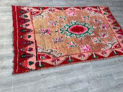 Vintage Rug 143 x 249 cm = 4.7 x 8.1 FT