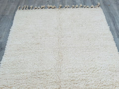 Beni Ourain Rug 141 x 251 cm = 4.6 x 8.2 FT