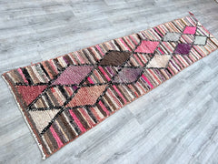 Vintage Runner Rug 69 x 302 cm = 2.3 x 10 FT