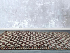 Vintage Rug 171 x 383 cm = 5.6 x 12.5 FT