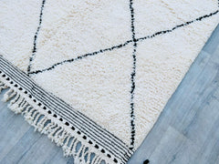 Beni Ourain Rug 155 x 262 cm = 5.1 x 8.6 FT