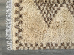 Vintage Rug 146 x 271 cm = 4.8 x 8.9 FT