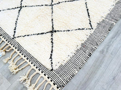 Beni Ourain Rug 151 x 259 cm = 5 x 8.5 FT