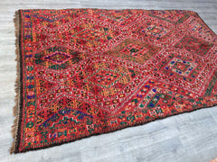 Vintage Rug 197 x 321 cm = 6.5 x 10.5 FT