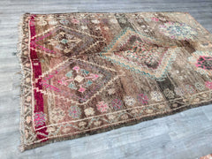 Vintage Rug 203 x 315 cm = 6.6 x 10.3 FT