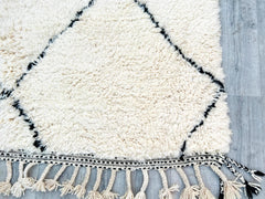 Beni Ourain Rug 208 x 300 cm = 6.8 x 9.8 FT