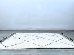 Beni Ourain Rug 160 x 243 cm = 5.2 x 8 FT