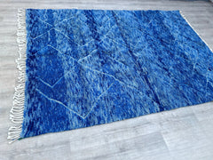 207 x 293 cm = 6.8 x 9.6 ft Blue Minimalist Bohemian Runner Rug - Handmade Moroccan Berber Wool, Soft Dots, Vintage Style, Perfect for Weddings & Home Decor