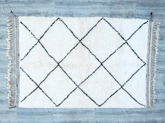 Beni Ourain Rug 164 x 253 cm = 5.4 x 8.3 FT