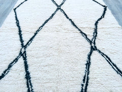 Beni Ourain Rug 166 x 246 cm = 5.4 x 8 FT