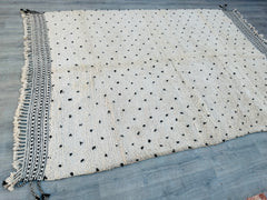 215x315 cm = 7.1 x 10.3 Black Dots Authentic Beni Ourain & Moroccan Berber Rugs – Handmade Luxury