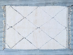 Beni Ourain Rug 165 x 248 cm = 5.4 x 8.1 FT