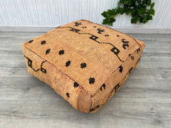 moroccan pouf , berber pouf, kilim pouf, pouf, pillow , rug pouf design