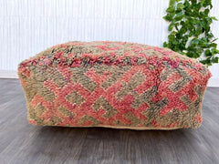moroccan pouf, wool pouf, berber pouf, handcrafted pouf, maroon pouf