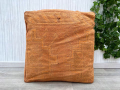 moroccan pouf, pouf, kilim pouf, berber pouf, outdoor pouf