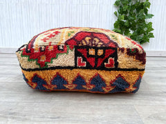 moroccan wool pouf , berber pouf, kilim pouf, boho pouf, 60 cm x 60 cm x 20 cm pouf