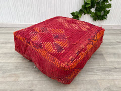 Moroccan Pillows: Vibrant, Organic Decor for Your Home