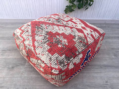 Moroccan Pouf for Cats - Mini Kilim Bed, Organic Wool, Feline-Friendly Boho Decor (Matching Human Pouf Available)