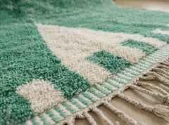 Green Beni Ourain Moroccan Rug – Handmade Berber Wool Minimalist Design, Soft Plush Area Carpet for Modern Boho Living Room