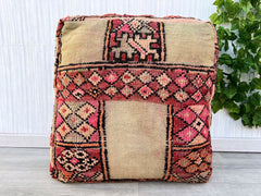 Tufted ottoman - morRoccan ottoman - berber pouf - moroccan poufs - wool ottoman - beni ourain poufs