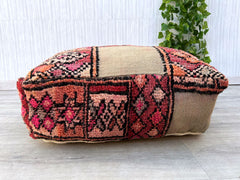 Tufted ottoman - morRoccan ottoman - berber pouf - moroccan poufs - wool ottoman - beni ourain poufs