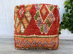 moroccan pouf, wool pouf, berber pouf, handcrafted pouf, maroon pouf